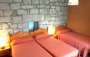 Habitacions dobles i triples en casa rural El Torrent Solsones